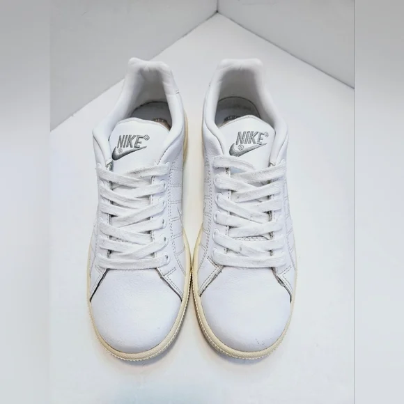 Nike Court Royale White Women's 315161-111 Sneakers/Shoes Size 8.5 - Picture 2 of 11